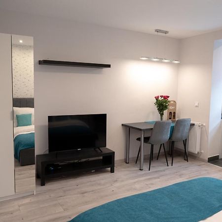 Var Apartman Eger Buitenkant foto