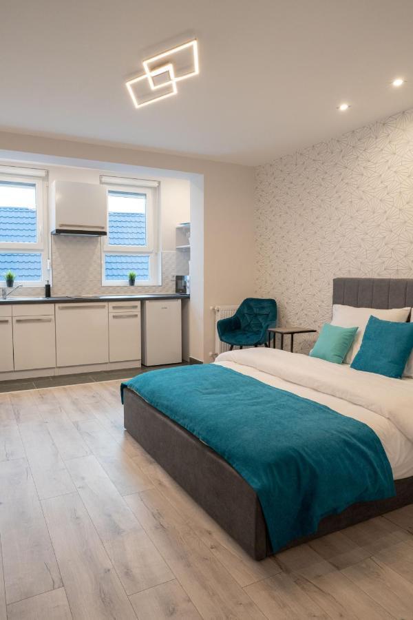 Var Apartman Eger Buitenkant foto